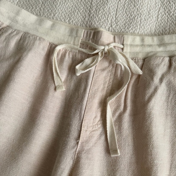 SUSINA Casual Capri Loungers in Cream - Picture 6 of 10